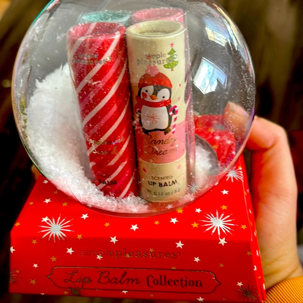 Snow globe lip balm set.